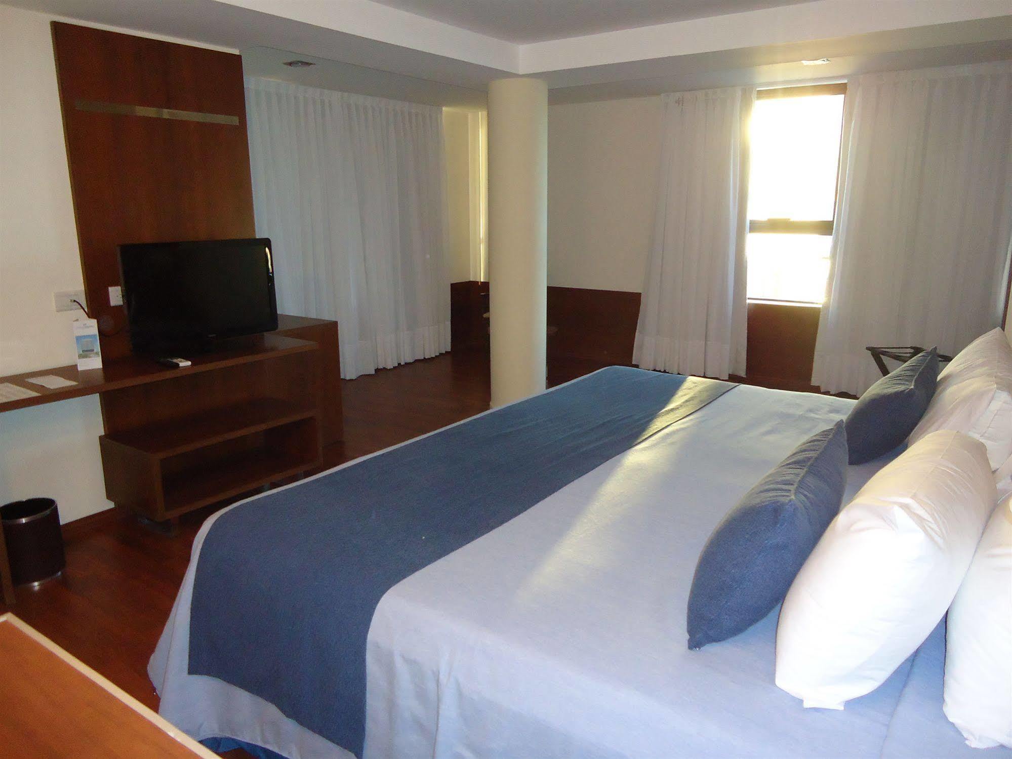 Puerto Amarras Hotel & Suites ซานตาเฟ ภายนอก รูปภาพ